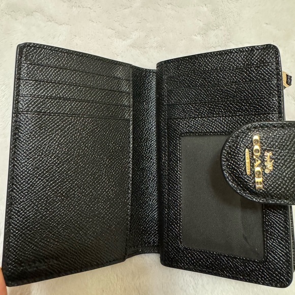 Coach Single Fold Leather Wallet - Picture 6 of 8